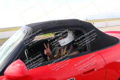 media/Mar-30-2025-Speed Ventures (Sun) [[39e6b1441d]]/Green/Grid/